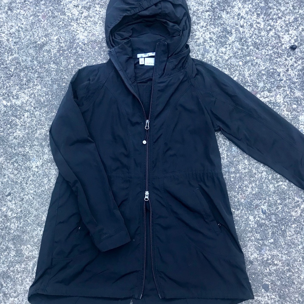 Athleta alight Raincoat